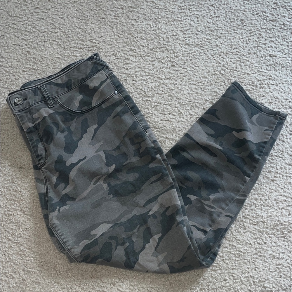 Camo Skinny Jeans